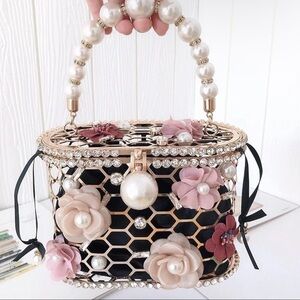 Elegant Pearl and Floral Embellished Handbag